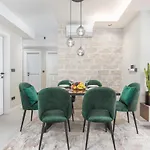 Val Di Sole Apartman Porec
